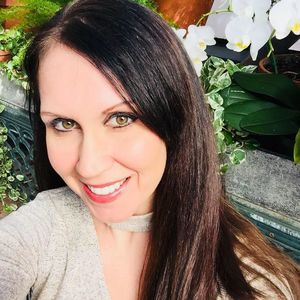 Meet your Posher, Leah